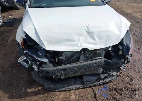 2017 Volkswagen Golf Gti Autobahn 4-Door/S 4-Door/Se 4-Door/Sport 4-Door z USA, uszkodzony, nr VIN 3VW547AU9HM019074